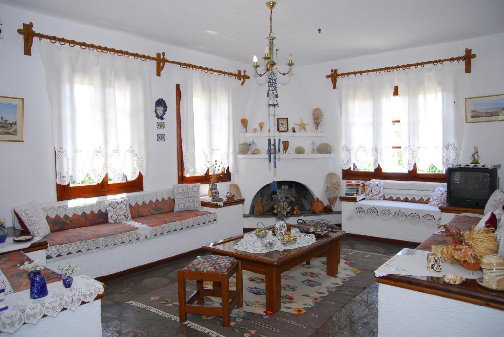 Afroditi Panormos  Exterior photo